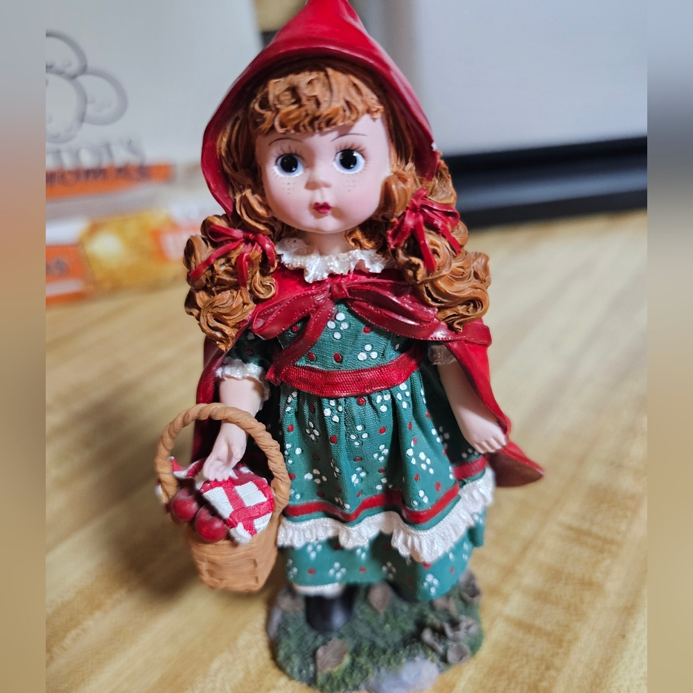 Madame Alexander Red Riding Hood 1999 Figurine Ltd Ed #E1/1847 Resin Adorable